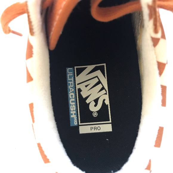 VANS Old Skool Checker Shoes - Picture 6 of 6